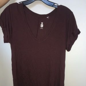 Me to we//pacsun maroon v-neck tee👍🏼👍🏼